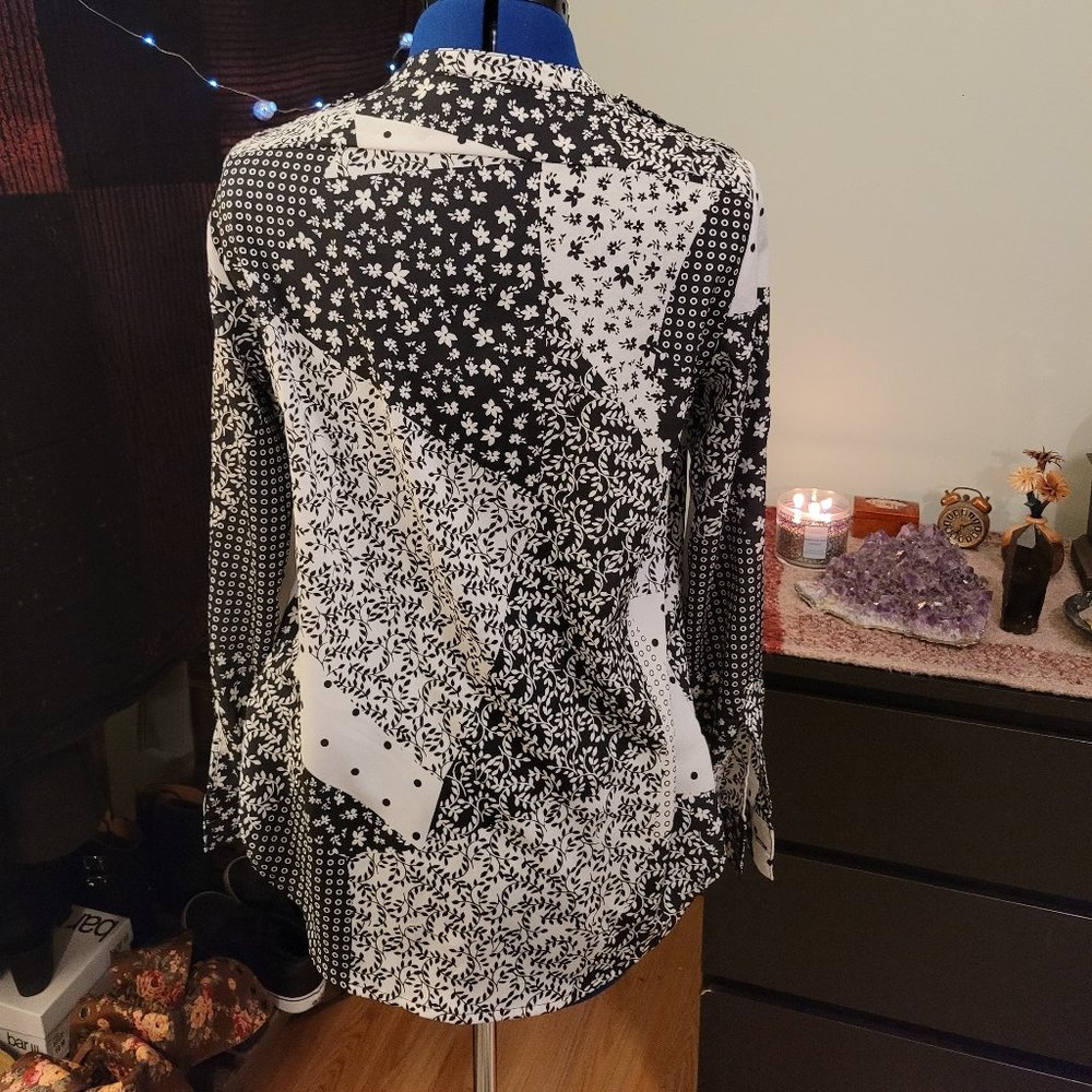 Nwot Floral Patchwork Blouse - image 2